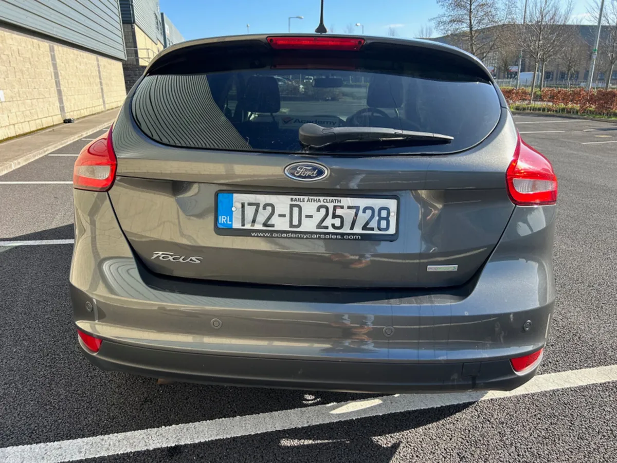 Ford Focus 1.0 ZETEC EDITION 5DR - Image 3