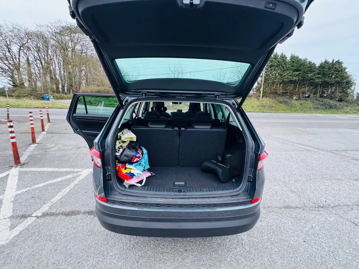 2020 Kodiaq style Dsg 7 seater - Image 4