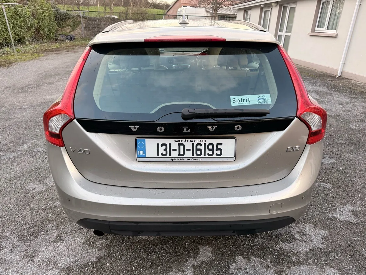 VOLVO V60 2013 automatic NCT/TAX 6/26 - Image 4