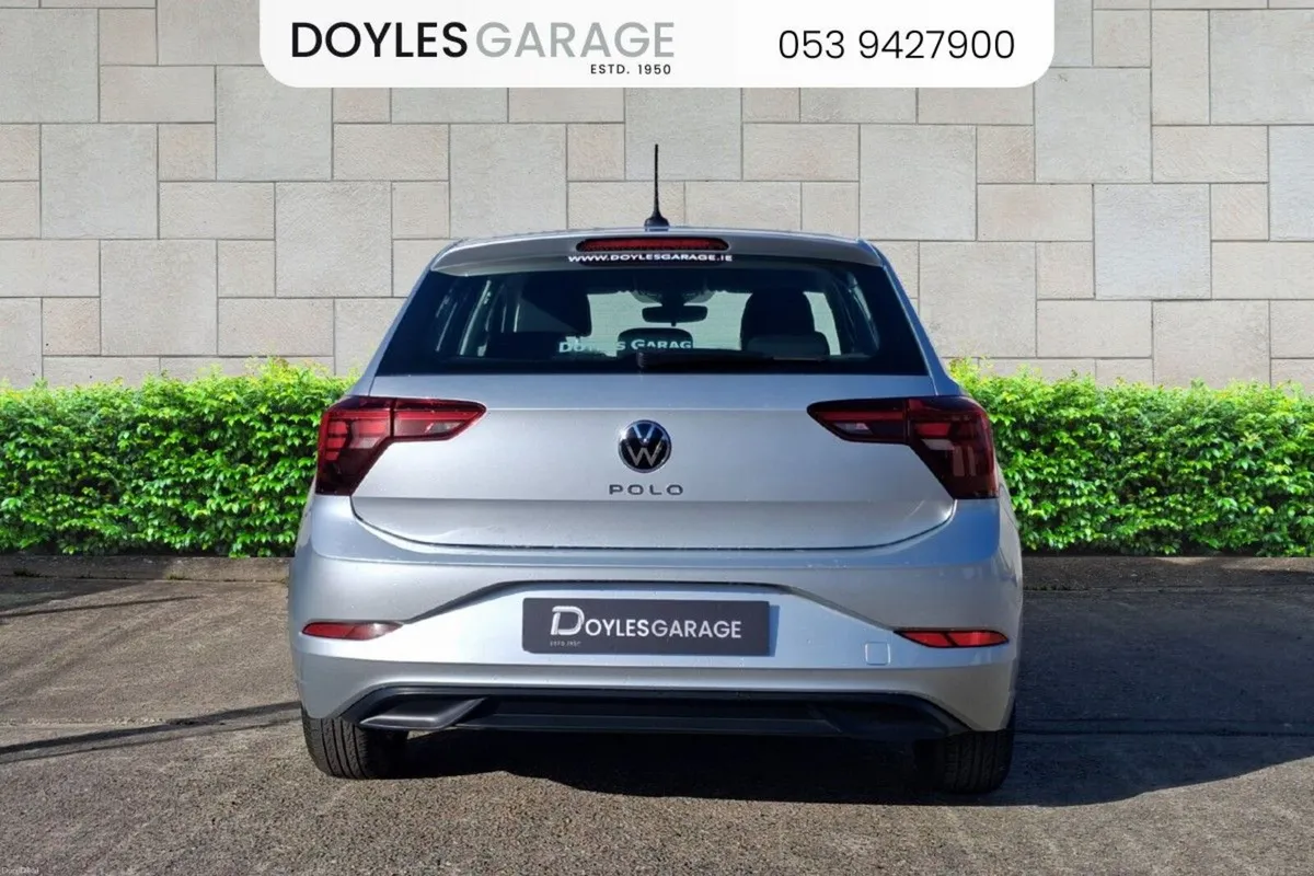 Volkswagen Polo Life 1.0 TSi Petrol 95bhp - Image 3