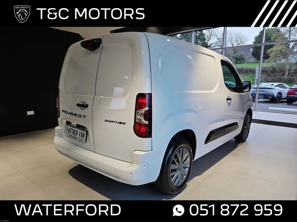 Peugeot Partner Professional Premium - Huge Spec 5 - Image 3