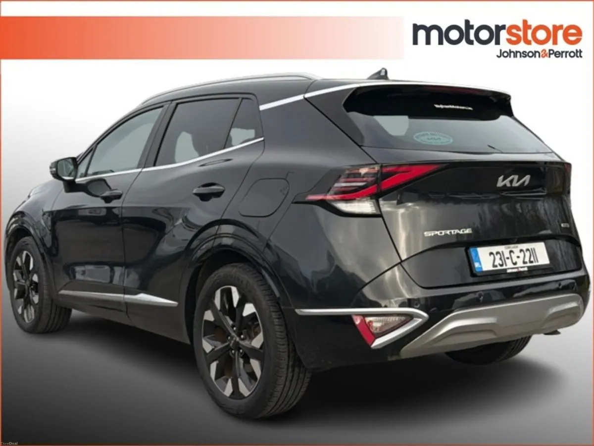 Kia Sportage 1.6 PHEV | TOP SPEC | ONE LADY OWNER - Image 3