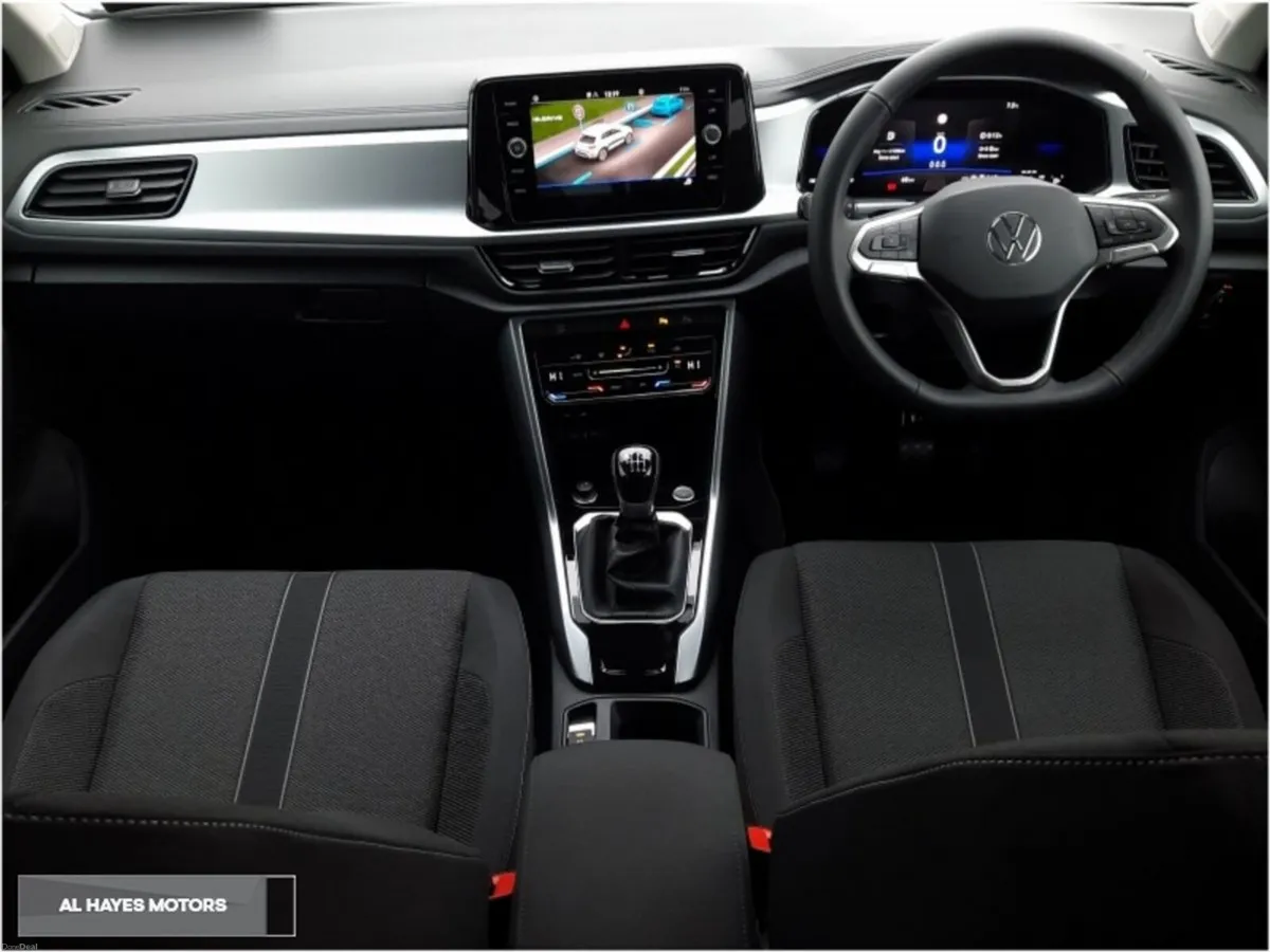 Volkswagen T-Roc **TINY MILEAGE** 2.0TDI M6F 116BH - Image 2