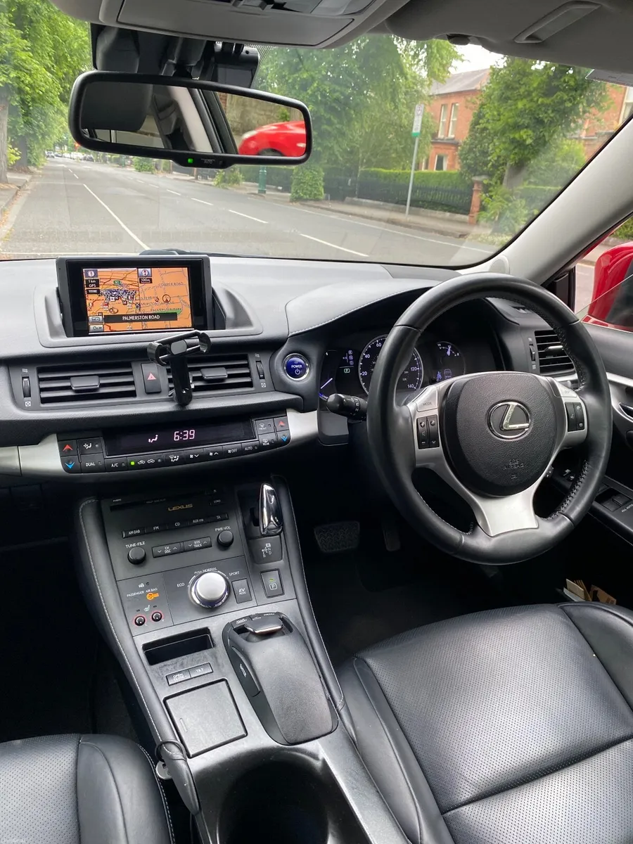 Lexus CT 2012 - Image 3