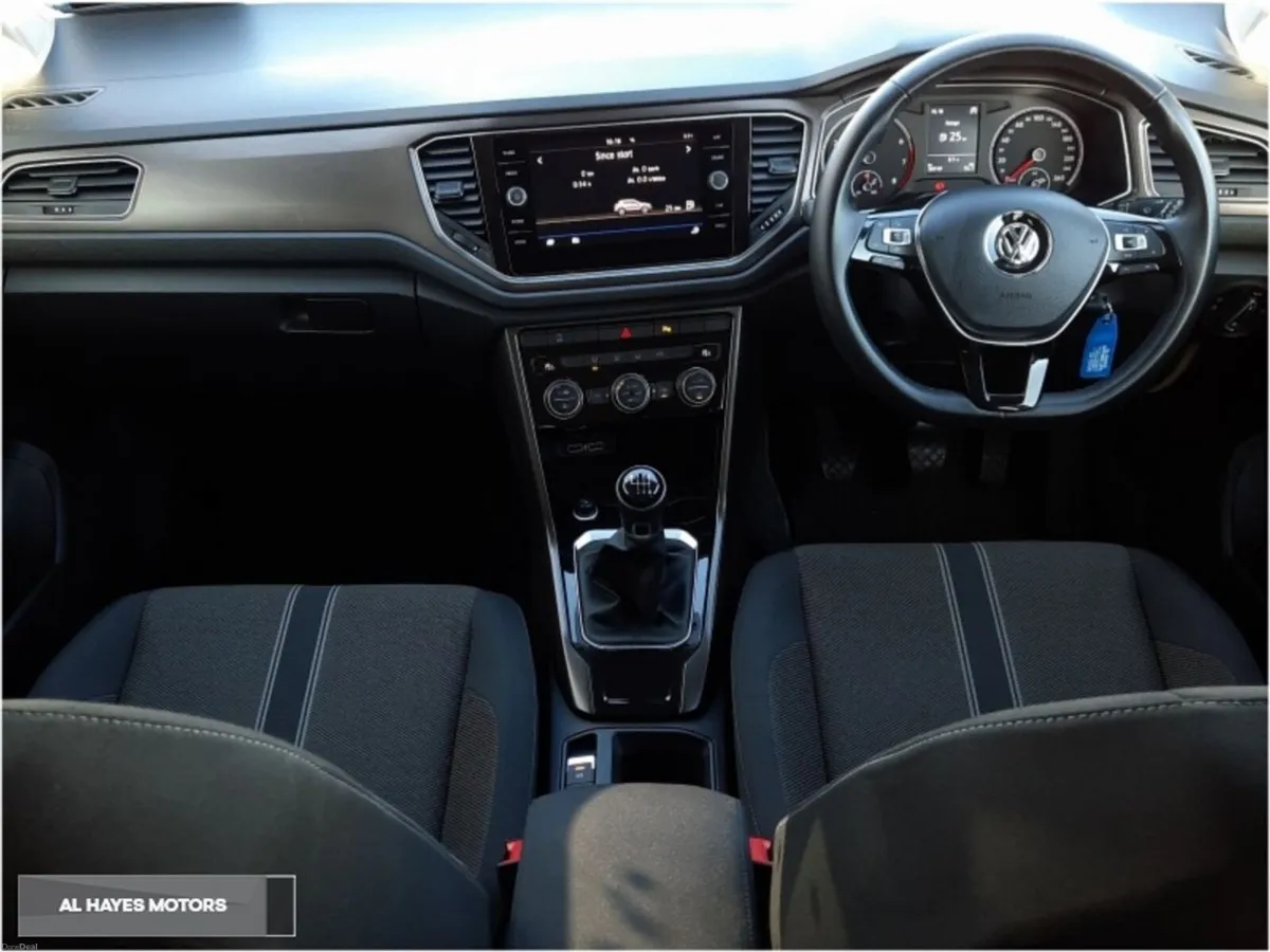 Volkswagen T-Roc 1.0 TSI 115bhp Design - Image 2