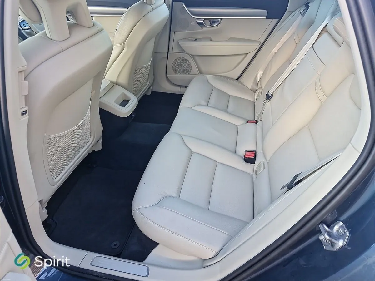 Volvo S90 D4 Momentum Pro Auto - Image 5