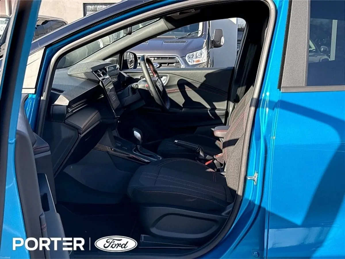 Ford Puma *AUTO* *19" ALLOYS* *BLACK PACK* - Image 4