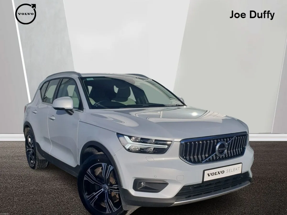 Volvo XC40 PHEV T5 (262hp) Insciption FWD - Image 1