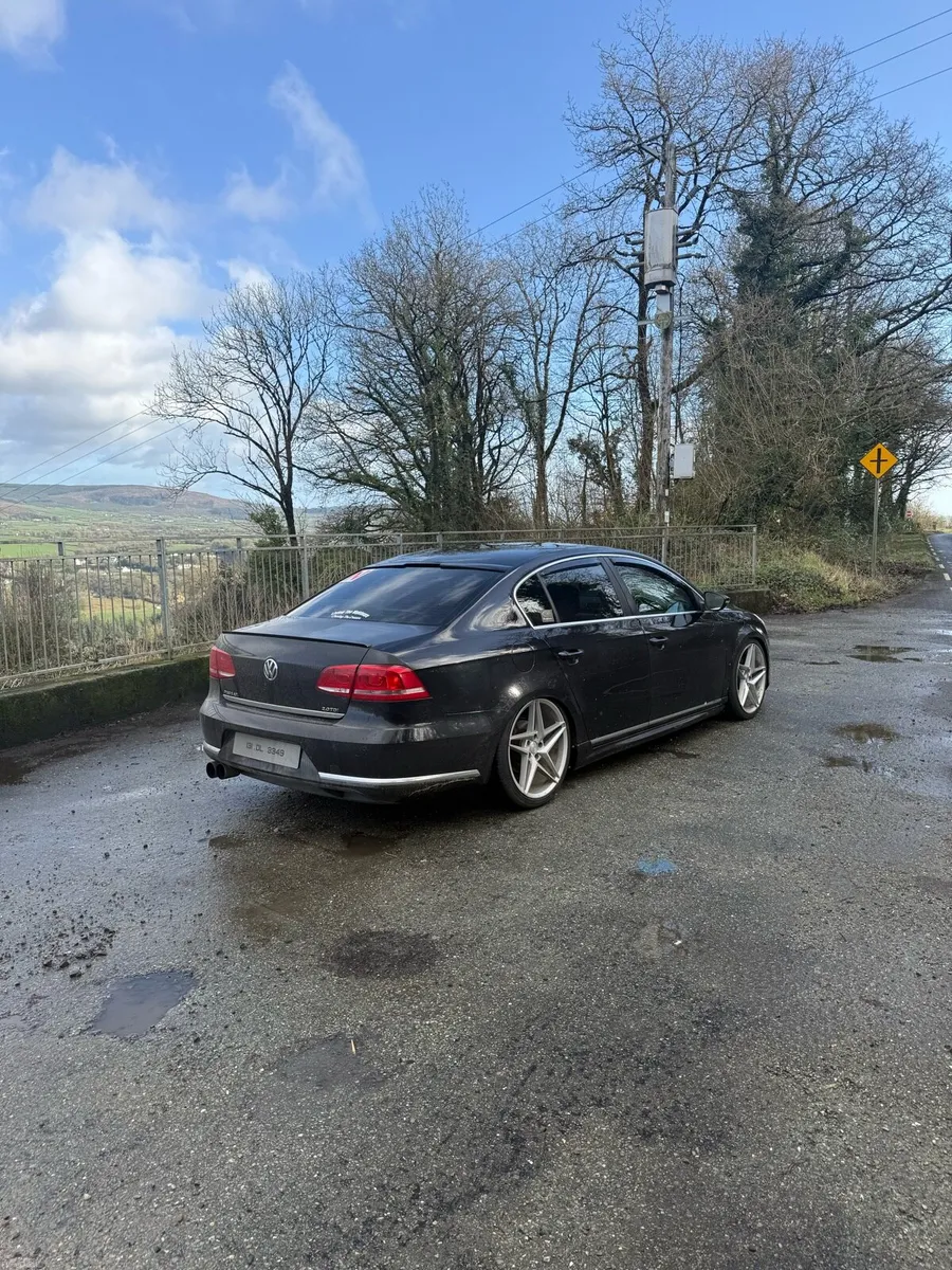 Volkswagen Passat - Image 3