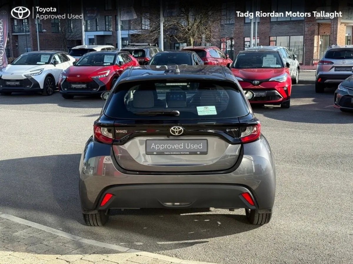 Toyota Yaris HYBRID LUNA 4DR AUTO - Image 4