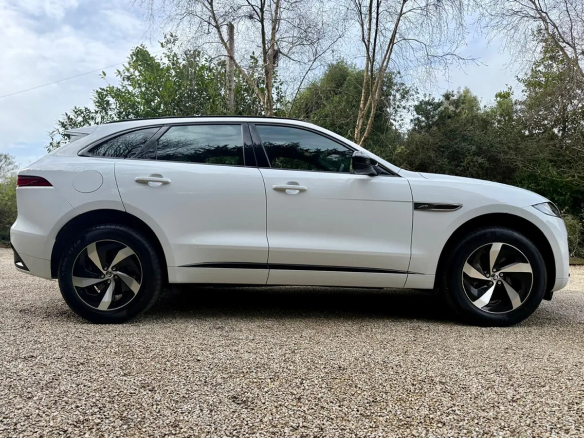 Jaguar F-Pace P400E R-DYNAMIC - Image 3