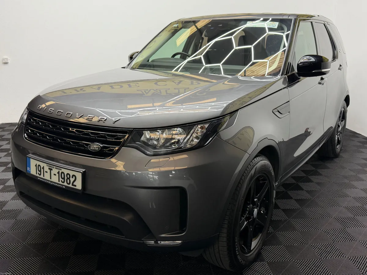 2019 Land Rover Discovery 2.0 diesel 7 seat - Image 4