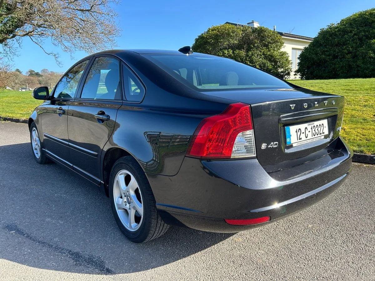2012 Volvo S40.. New NCT and New Service - Image 4