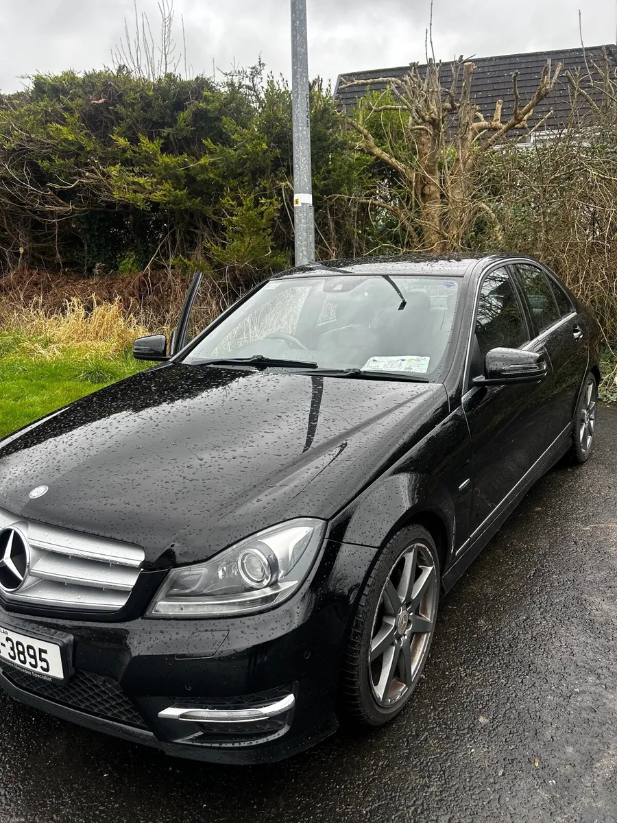Mercedes-Benz C-Class 2012 AMG STYLING - Image 2