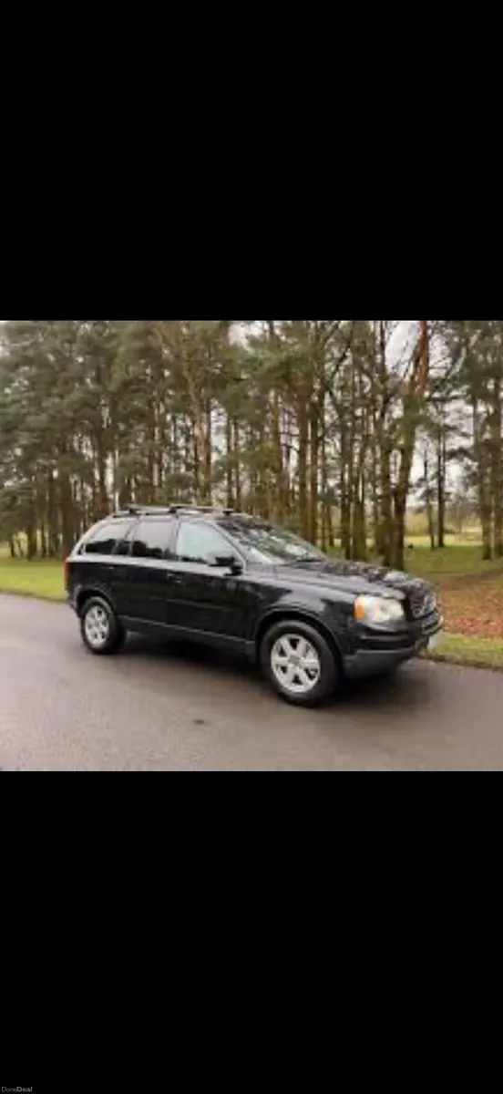 Volvo XC90 2.4 D5 Automatic with 7 Seats and AWD