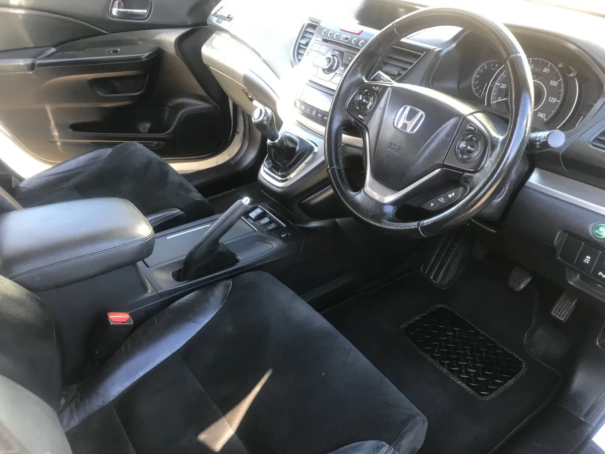 132 Honda CR-V SR I-VTEC PETROL NCT & TAX.. - Image 2