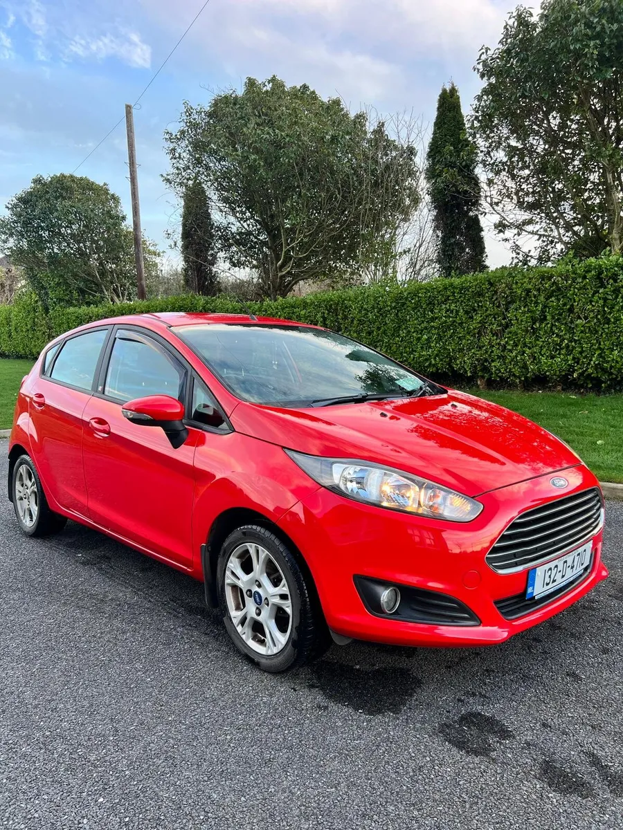 Ford Fiesta Zetec 1.25 60PS M5 4DR - Image 1