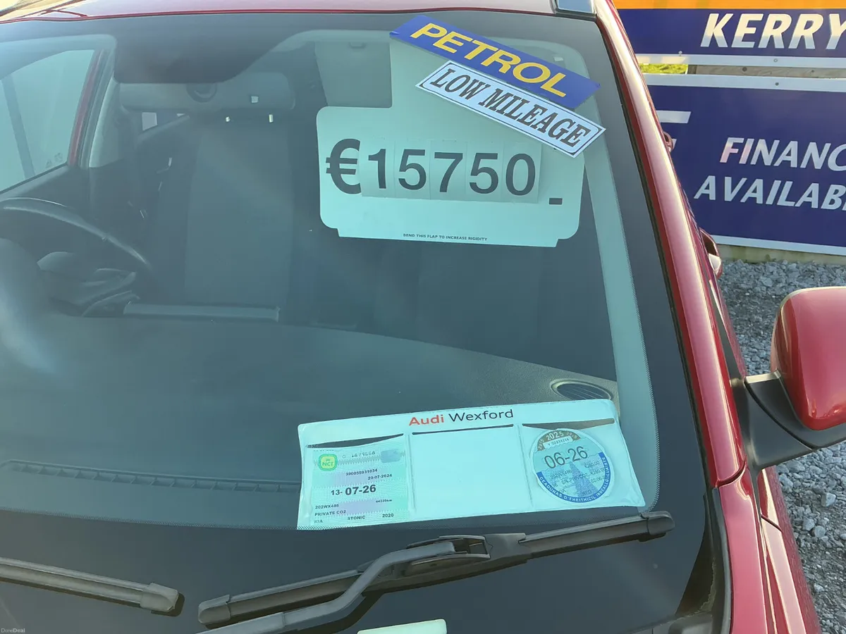 KIA STONIC 1.2 PETROL ONLY 57,000 KMS SPOTLESS - Image 4