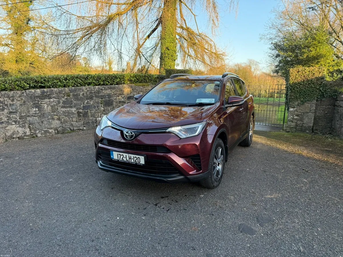 172 Toyota RAV4 2.0D LUNA - Image 3