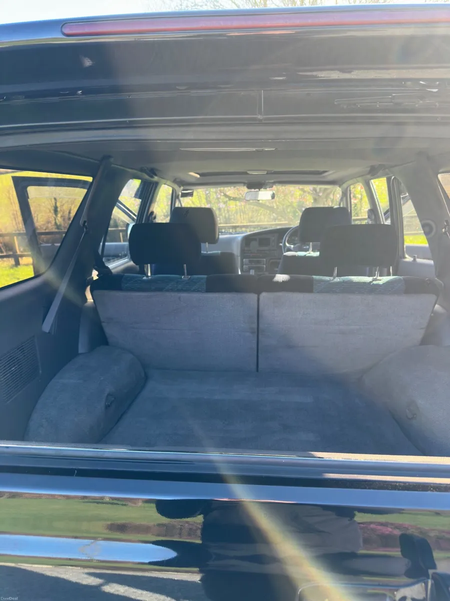 Toyota Hilux 1995 - Image 4