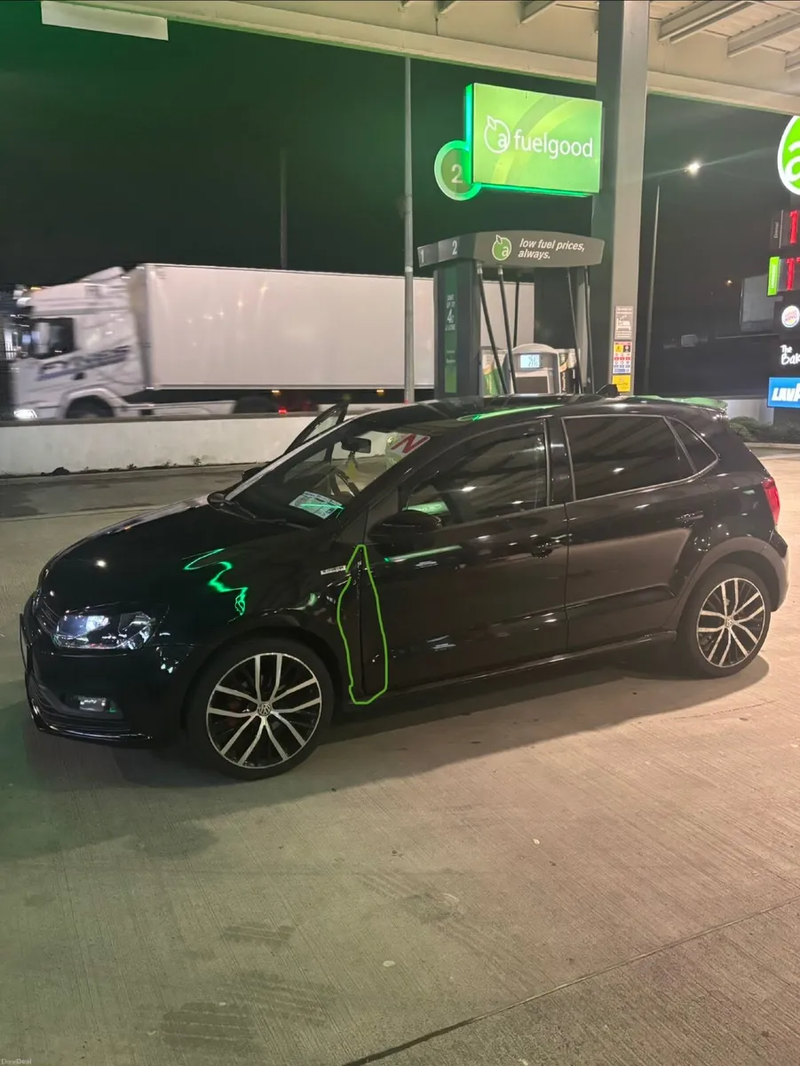 Volkswagen Polo 2015 - Image 3
