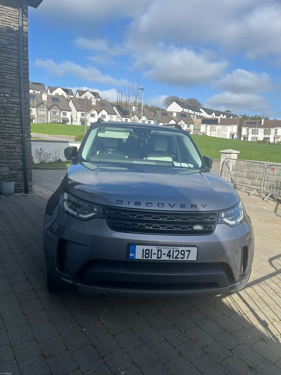 Land Rover Discovery 2.0 TD4 HSE 7 seat - Image 1