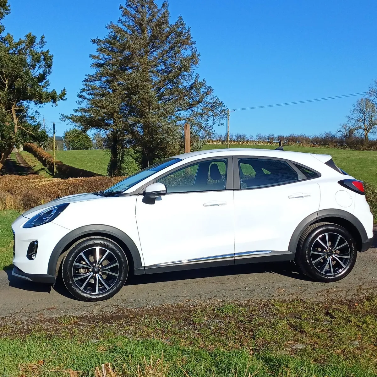 Ford Puma 2023 ONLY 6,800 MILES (11,000KMS) - Image 1