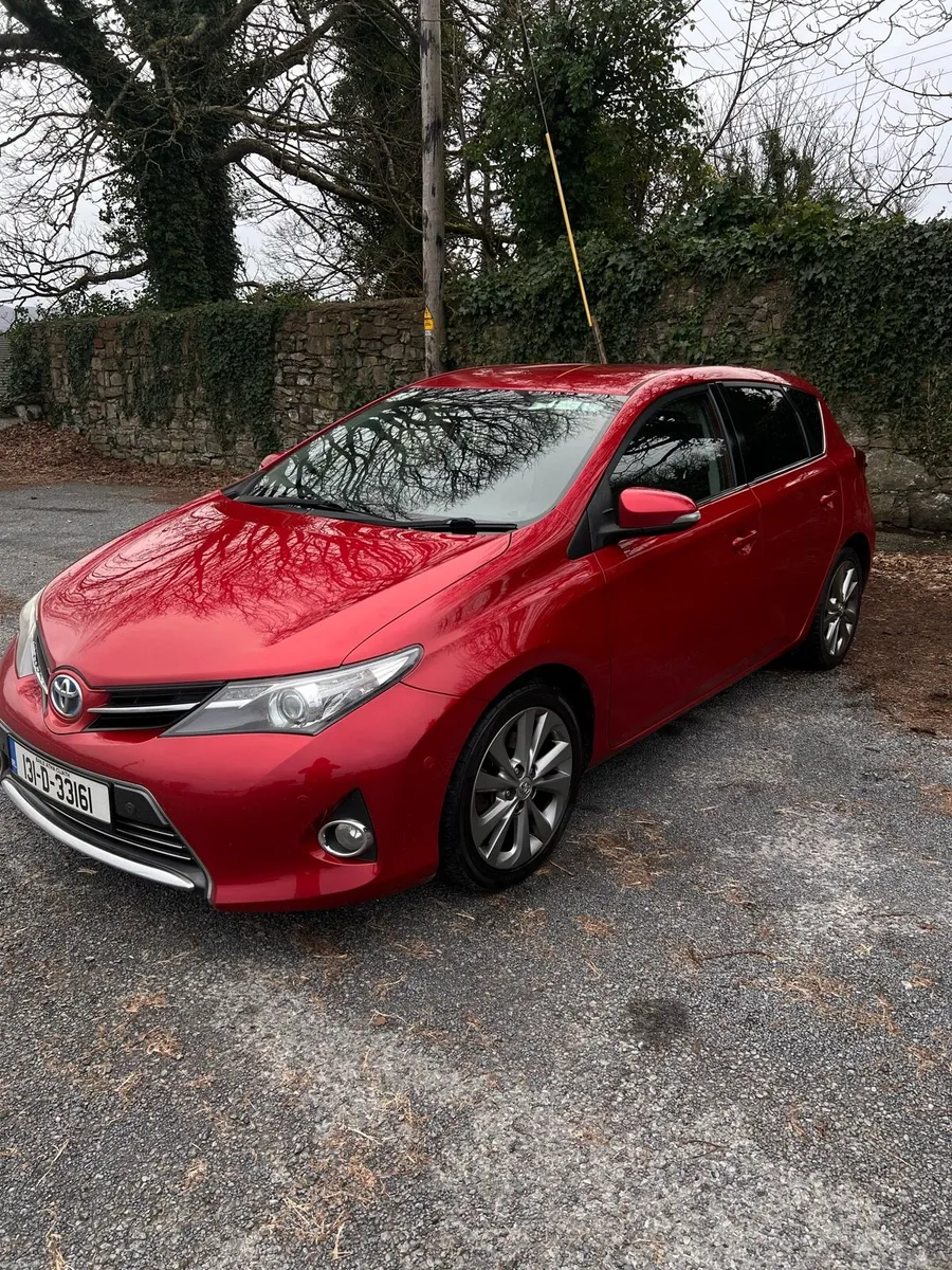 Fresh NCT Toyota Auris 1.8 Hybrid Excel Automaticc - Image 1