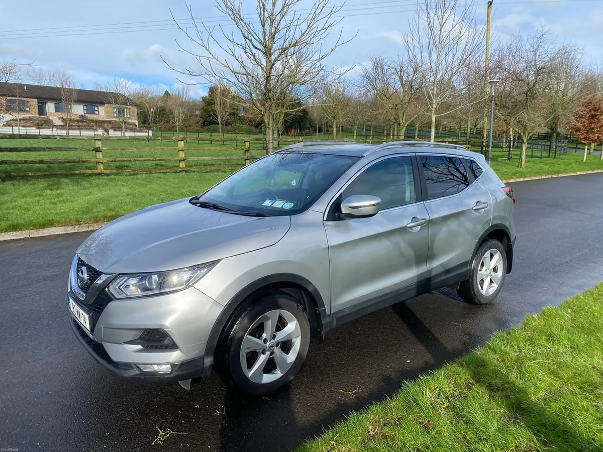 Nissan Qashqai 2018 1.2 P Auto with Sunroof - Image 4