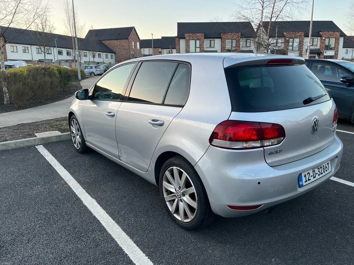 Volkswagen Golf 2012 - Image 1