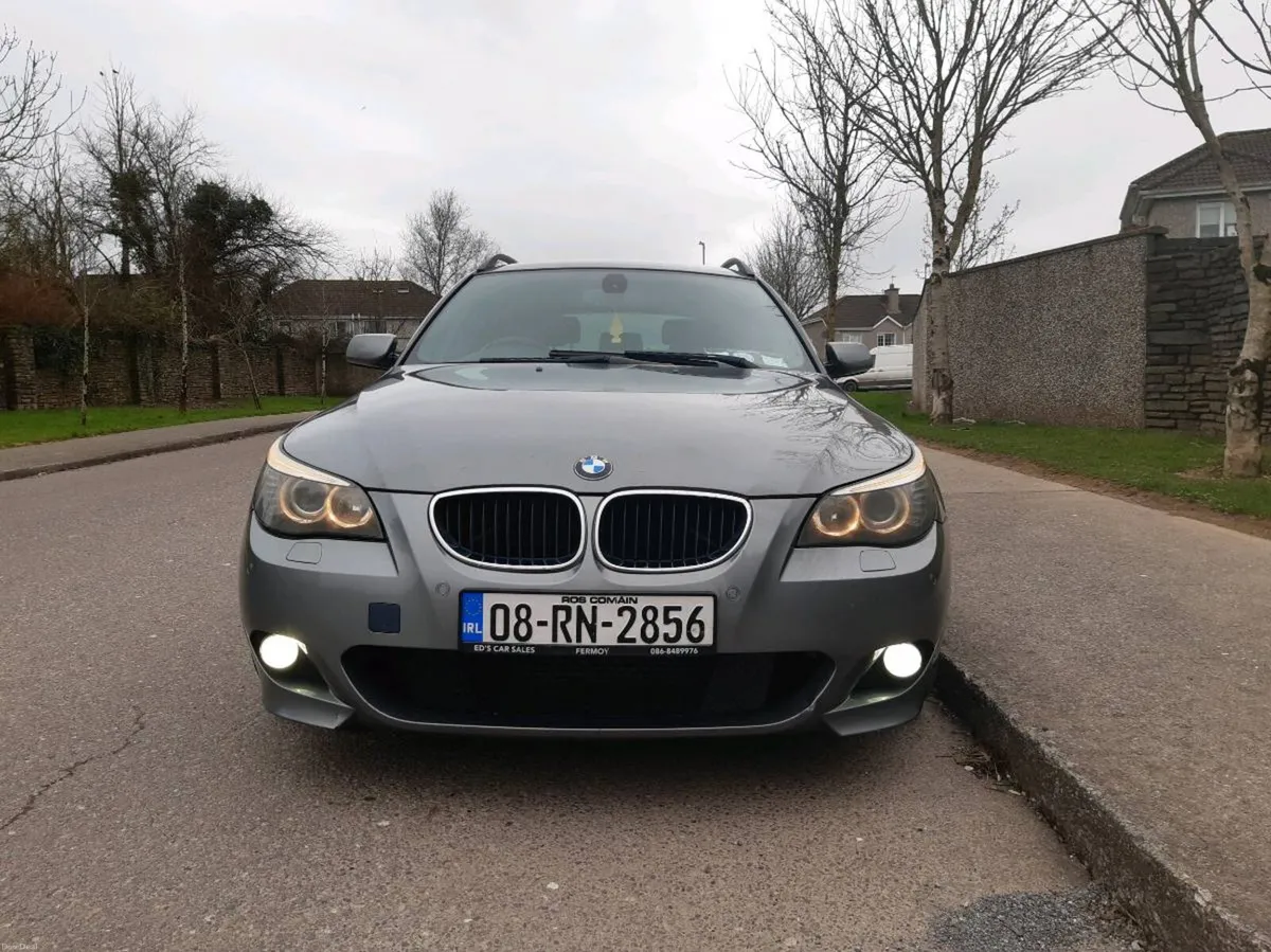 08 520 E61 M Sport Automatic - Image 2