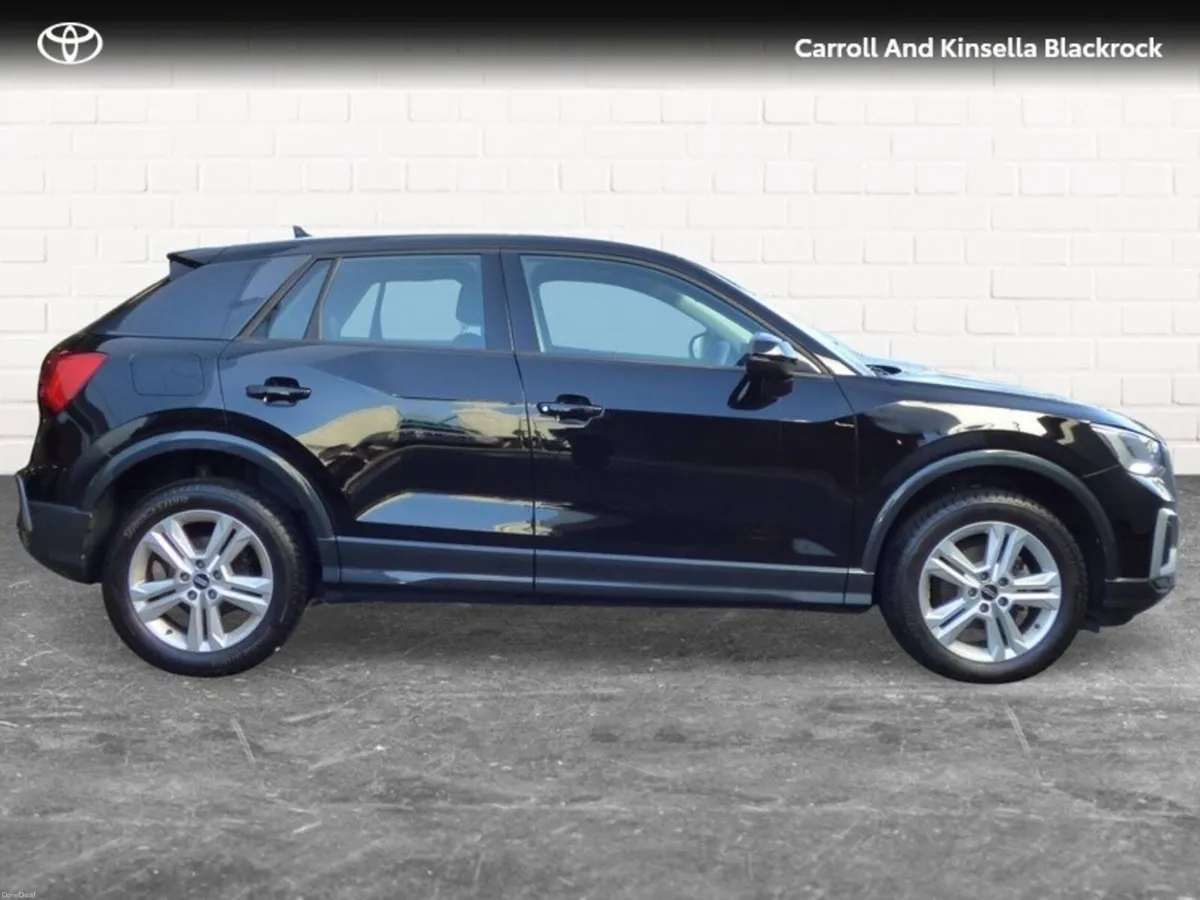 Audi Q2 30 TFSI 110HP SE 4DR - Image 3