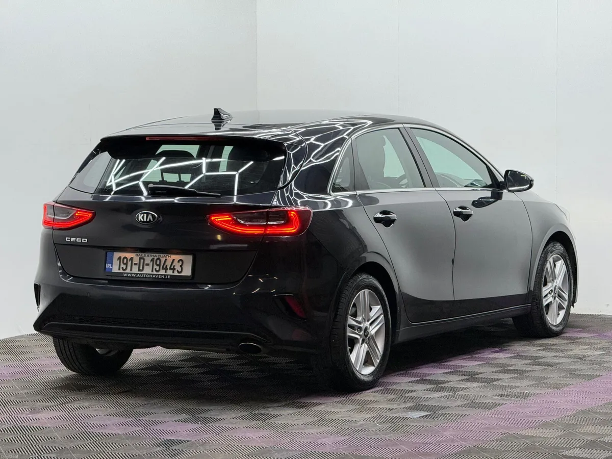 2019 Kia Ceed  K3 1.6D, New NCT - Image 4