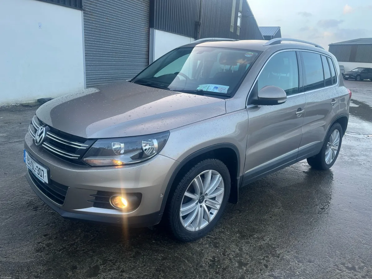 2015 Volkswagen Tiguan 2.0TDI SPORT - Image 2