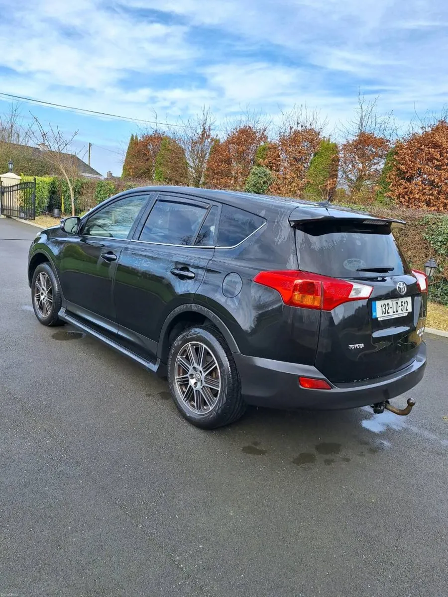 Toyota Rav4 AWD - Image 4