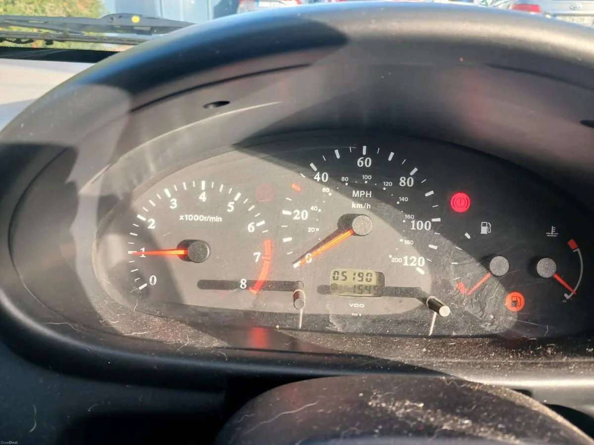 Nissan micra - Image 4