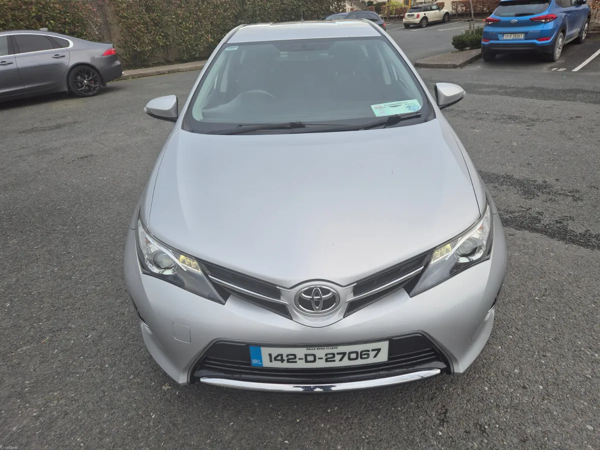 Toyota Auris1.4 Diesel 2014.Toyota Service History - Image 1