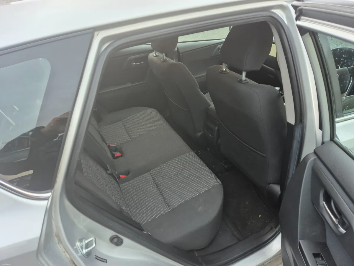 Toyota Auris1.4 Diesel 2014.Toyota Service History - Image 4