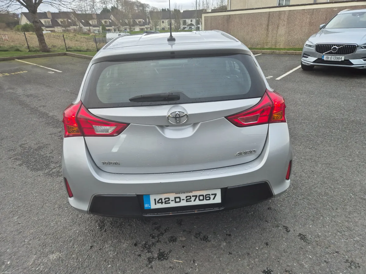 Toyota Auris1.4 Diesel 2014.Toyota Service History - Image 2