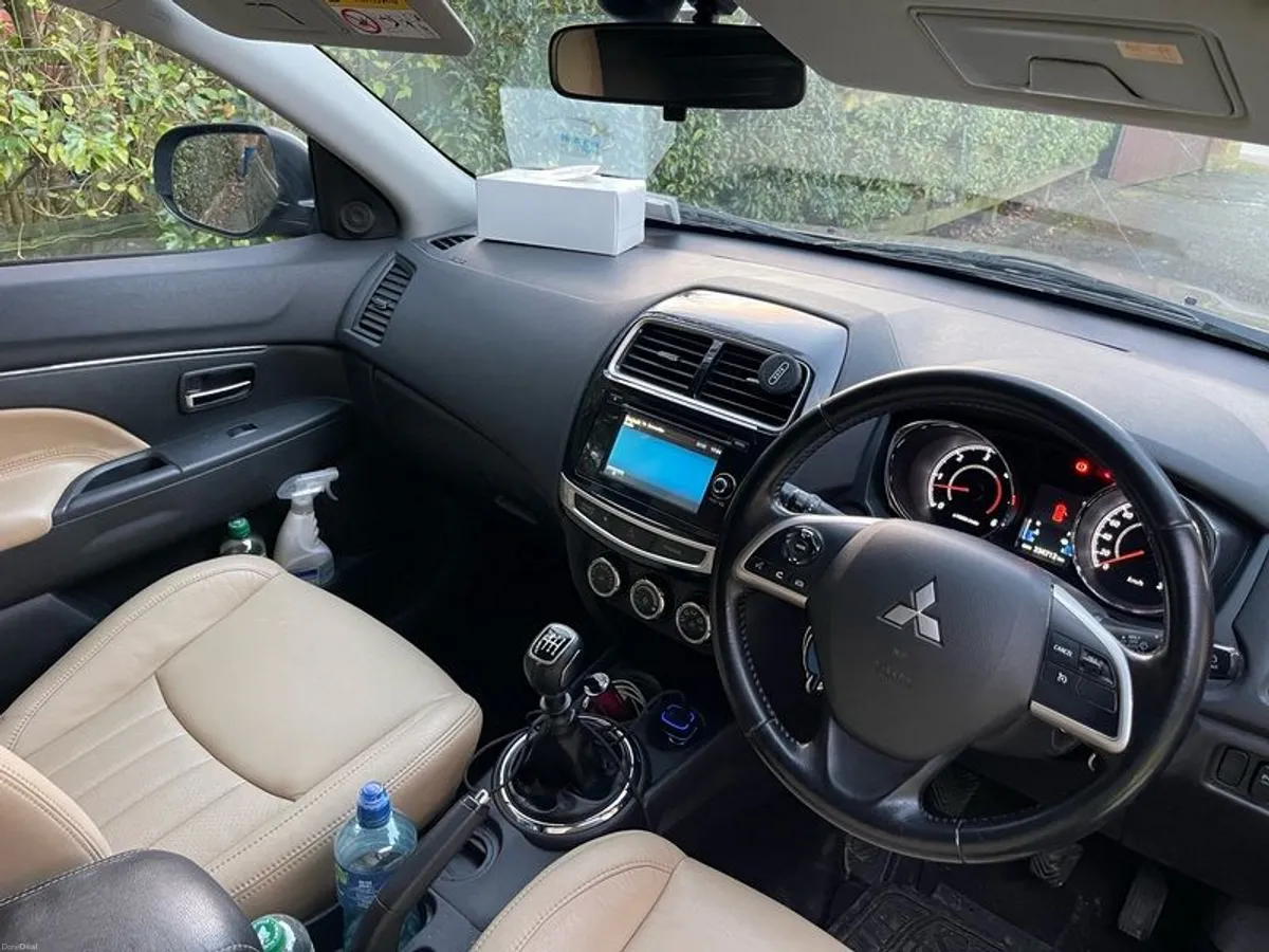 2015 Mitsubishi Asx - Image 4