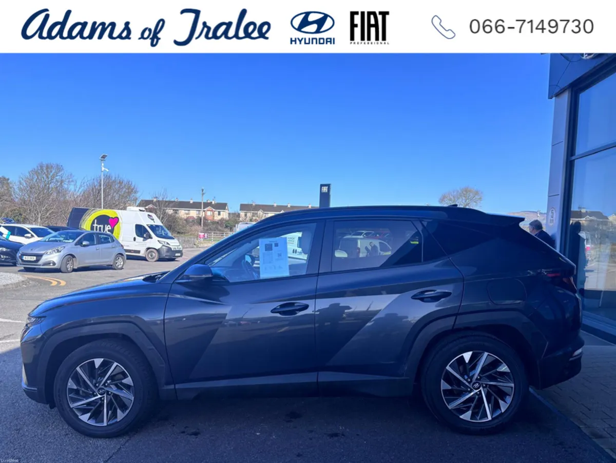 Hyundai Tucson EXECUTIVE PLUS 5DR - Image 2