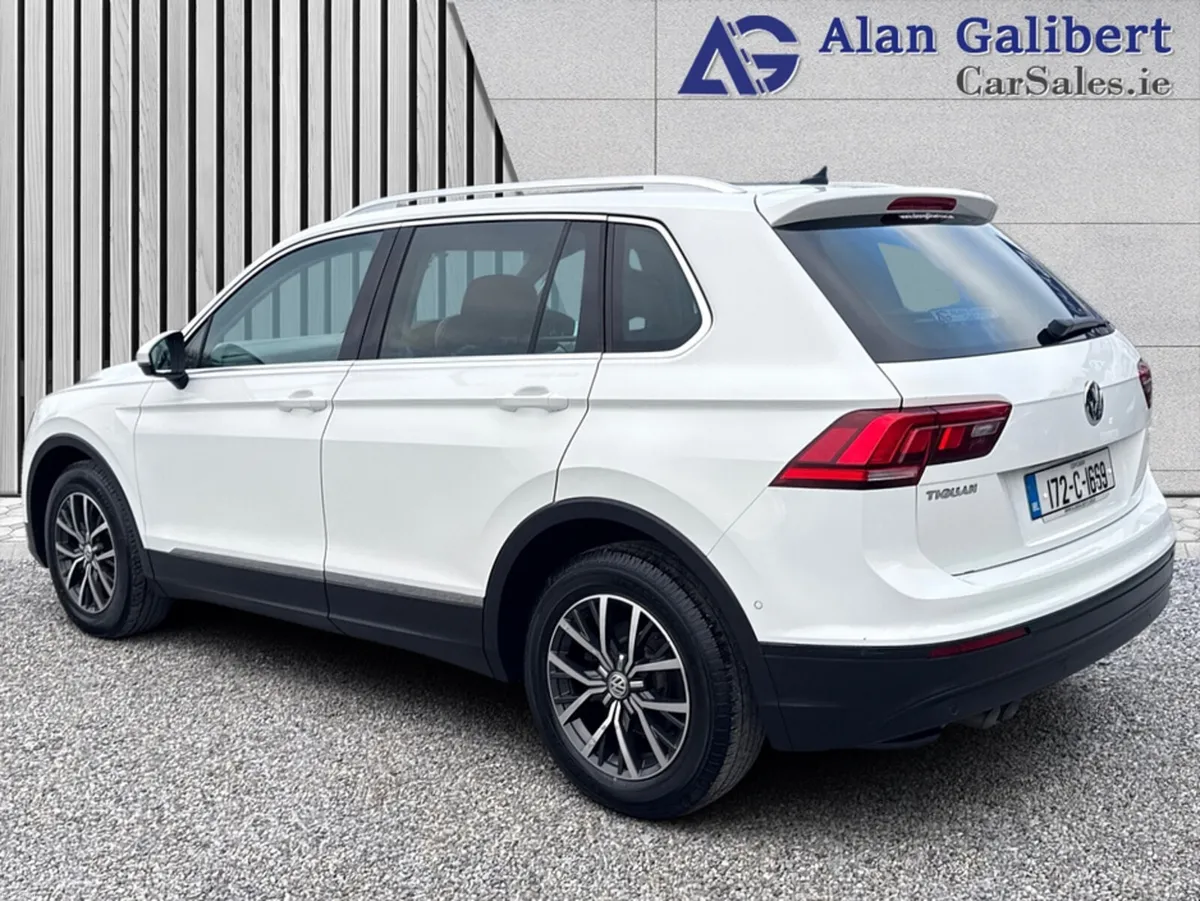 Volkswagen Tiguan COMFORTLINE 2.0 TDI Sunroof Mode - Image 2