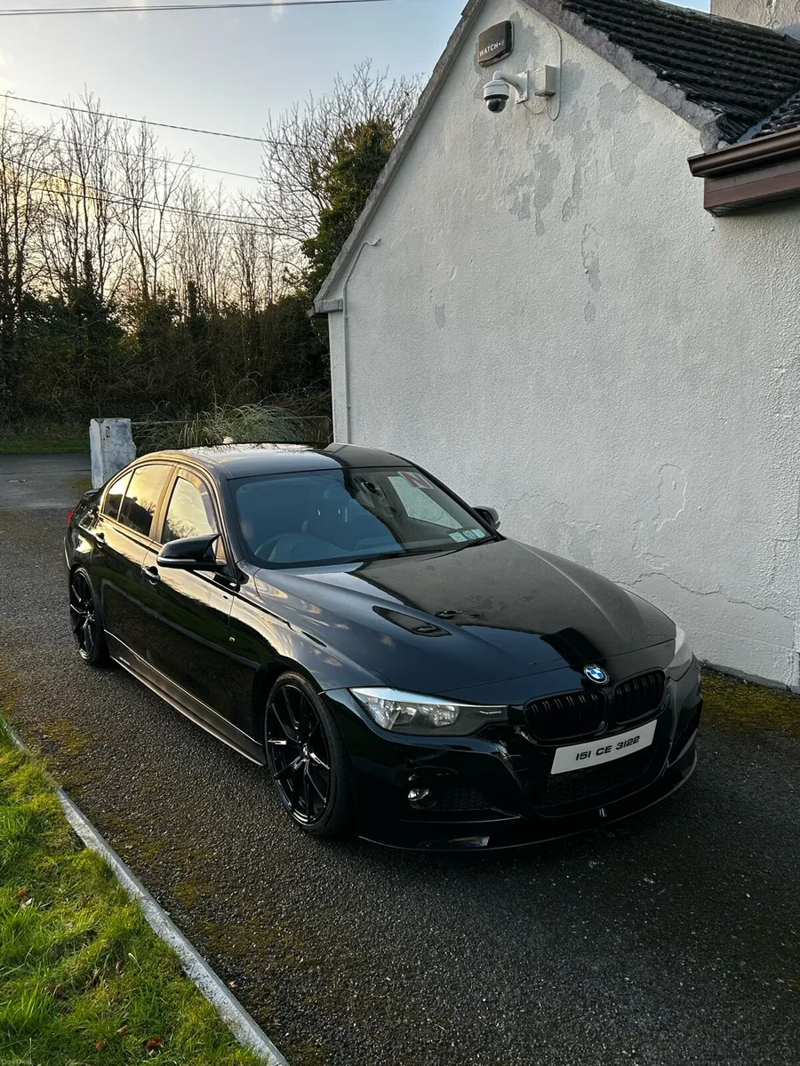 2015 BMW F30 2L - Image 1