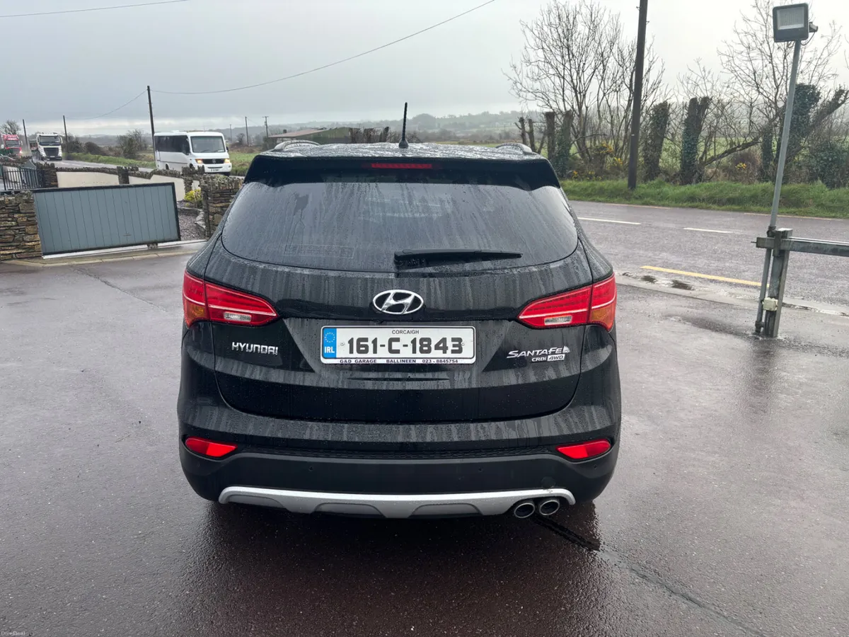 2016 Hyundai Santa Fe 4WD 7 Seater - Image 6
