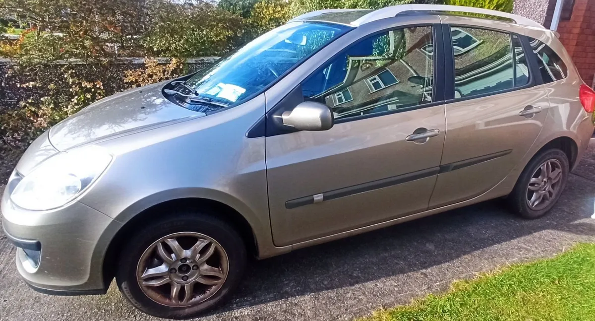 Renault Clio 2009 1.5 diesel - Image 2
