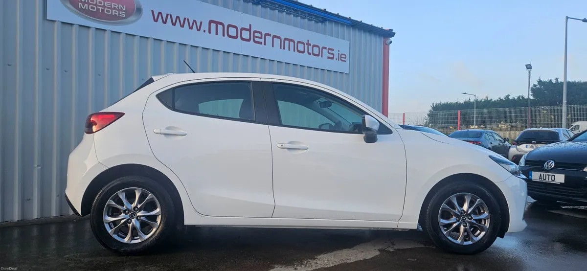 mazda 2 automatic 1.5 petrol new model low kms - Image 4