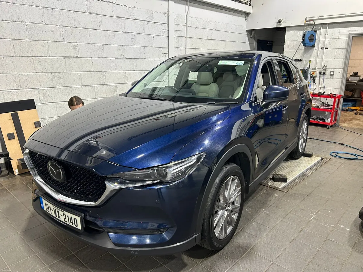 Mazda CX-5 2019 platinum - Image 2