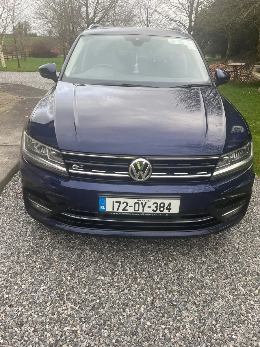 Volkswagen Tiguan R-Line 2.0 TDI Manual - Image 2