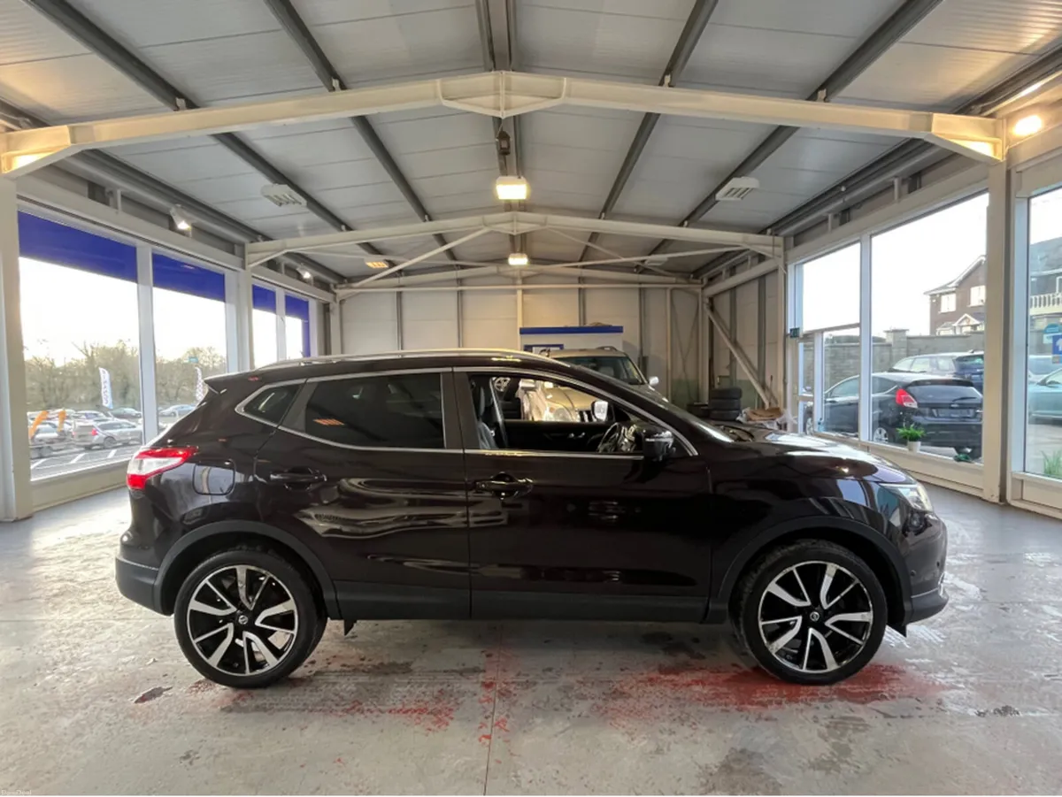 Nissan Qashqai TEKNA 110PS 5DR - Image 2