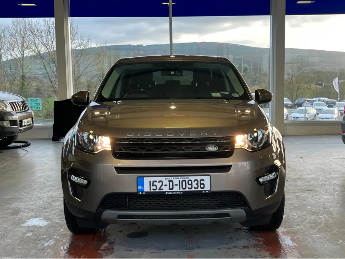Land Rover Discovery SPORT 2.2 SD4 SE 7 S 5DR - Image 2